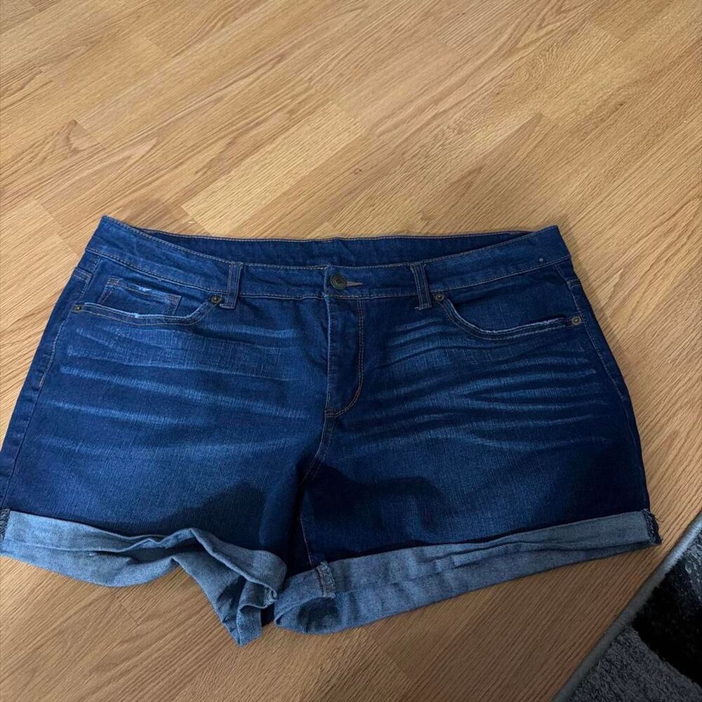 Time-and-tru Women's Blue and Navy Shorts